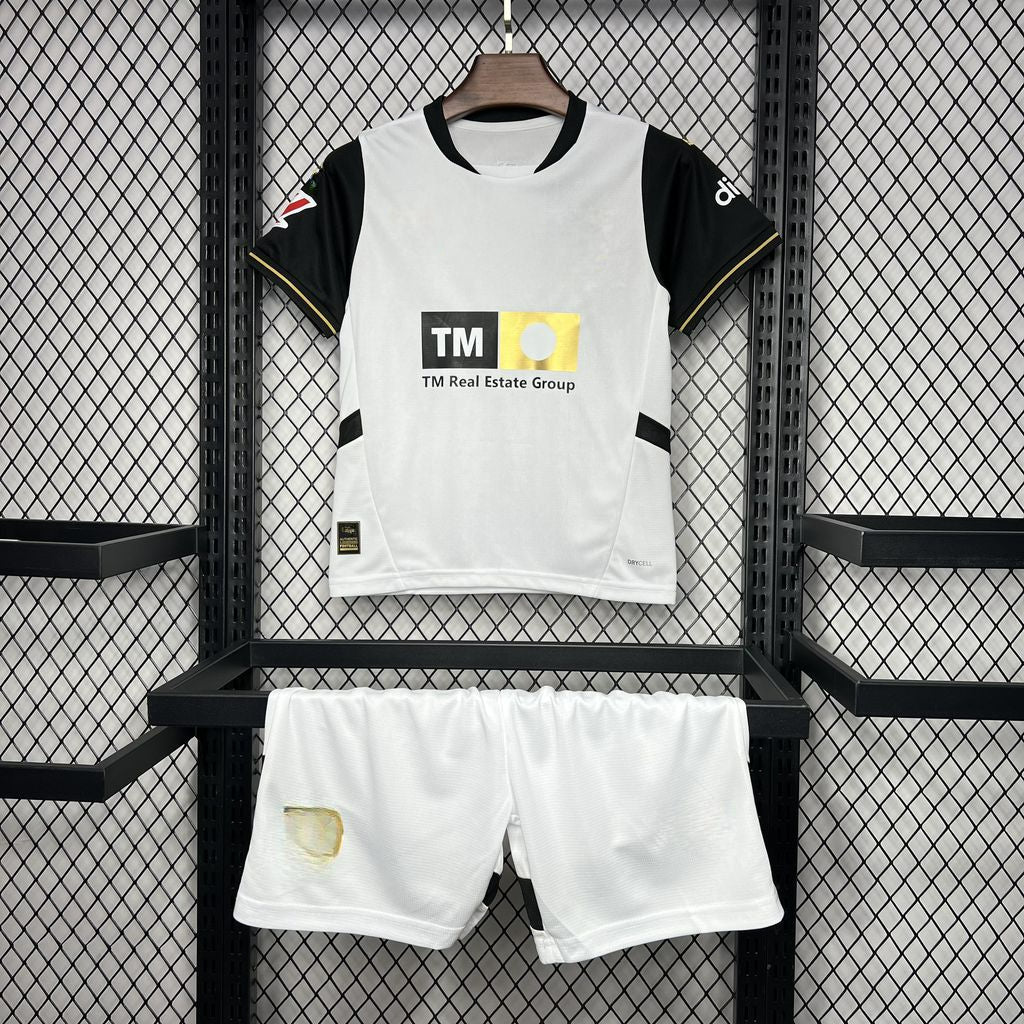 Valencia 24-25 Home Children’s Kit Personalizado