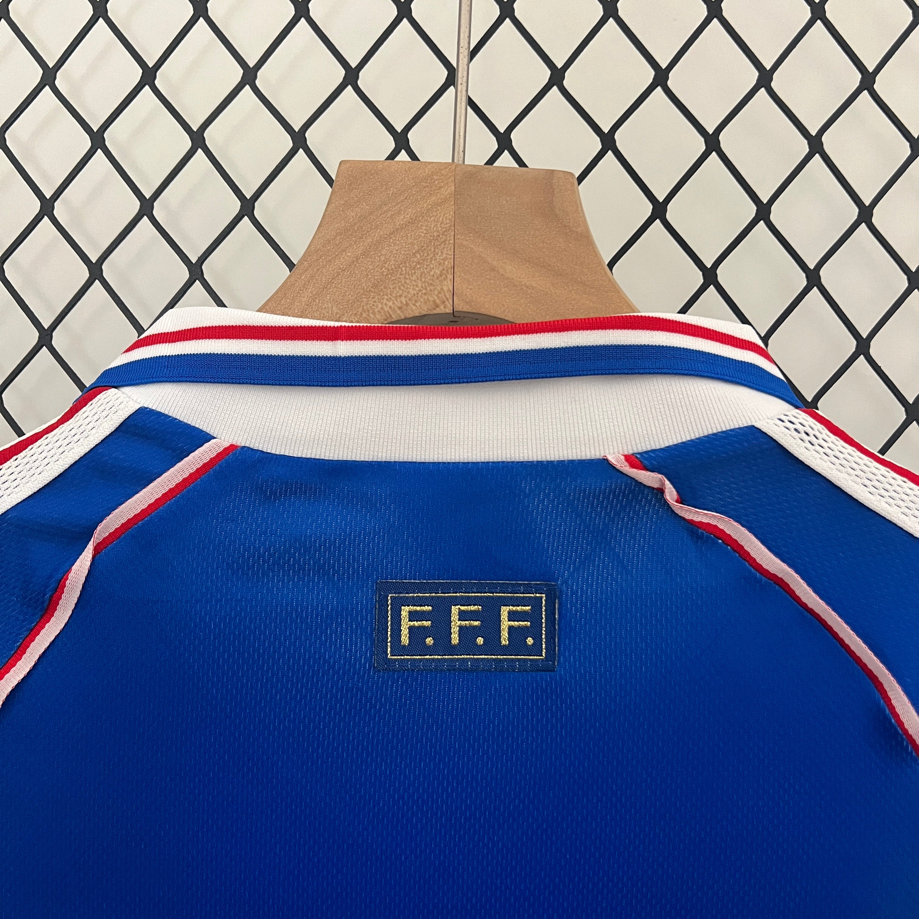 France 98 - 99 Home (Retro) Children’s Kit Personalizado