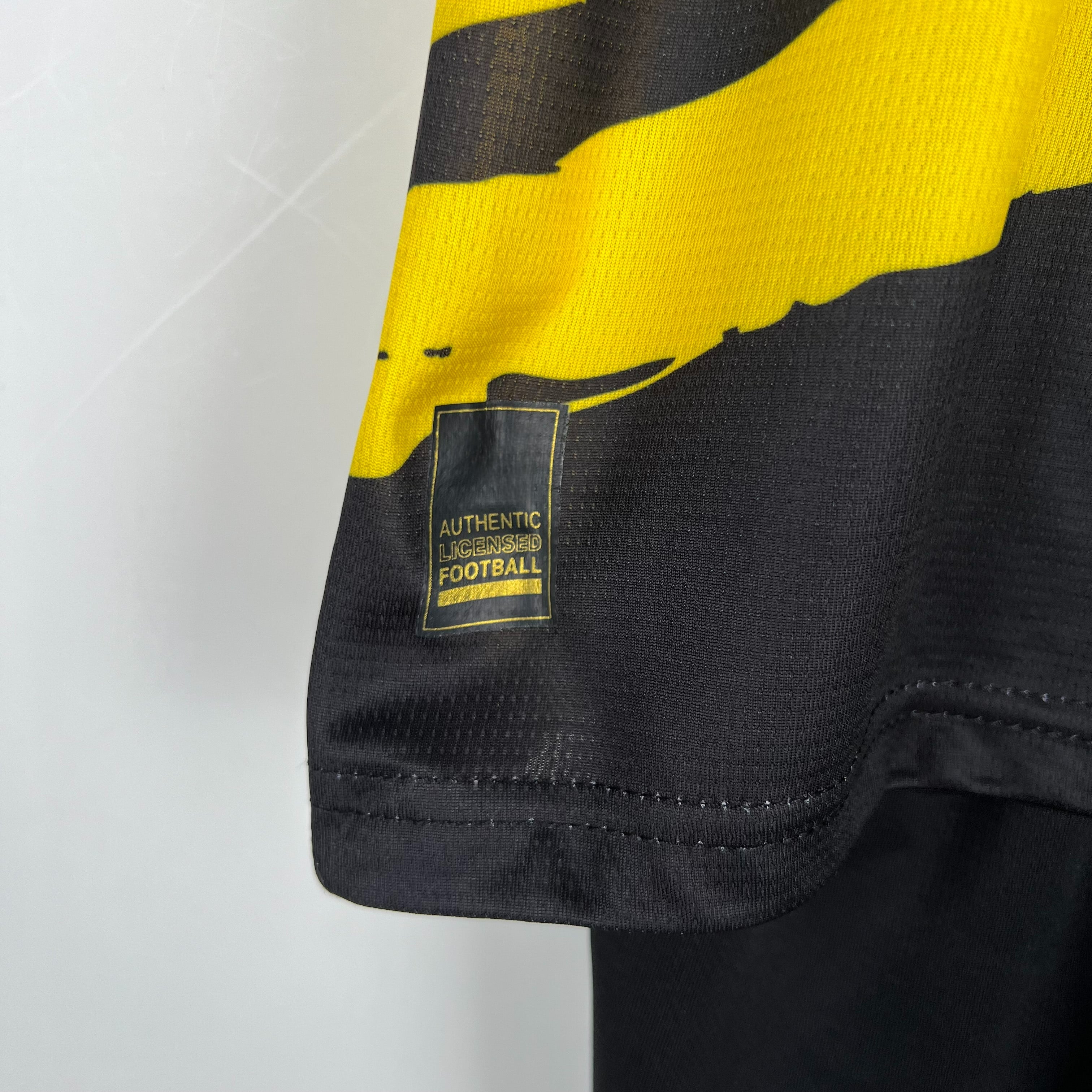 Borussia Dortmund 23-24 Home Children’s Kit Personalizado