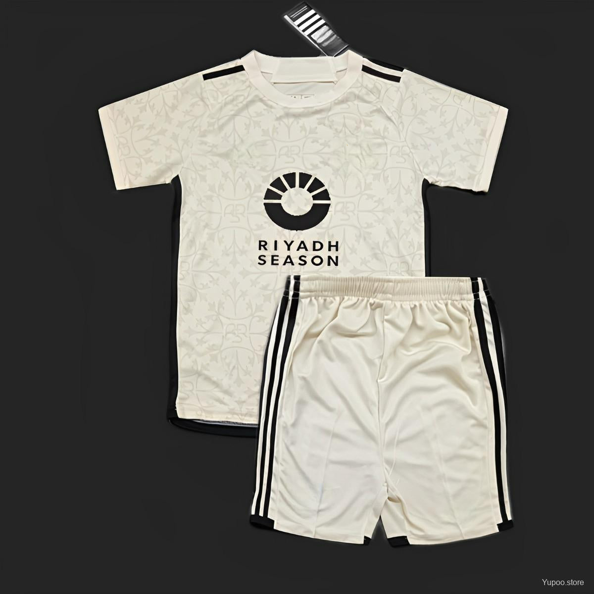 Roma 23-24 Away Children’s Kit Personalizado
