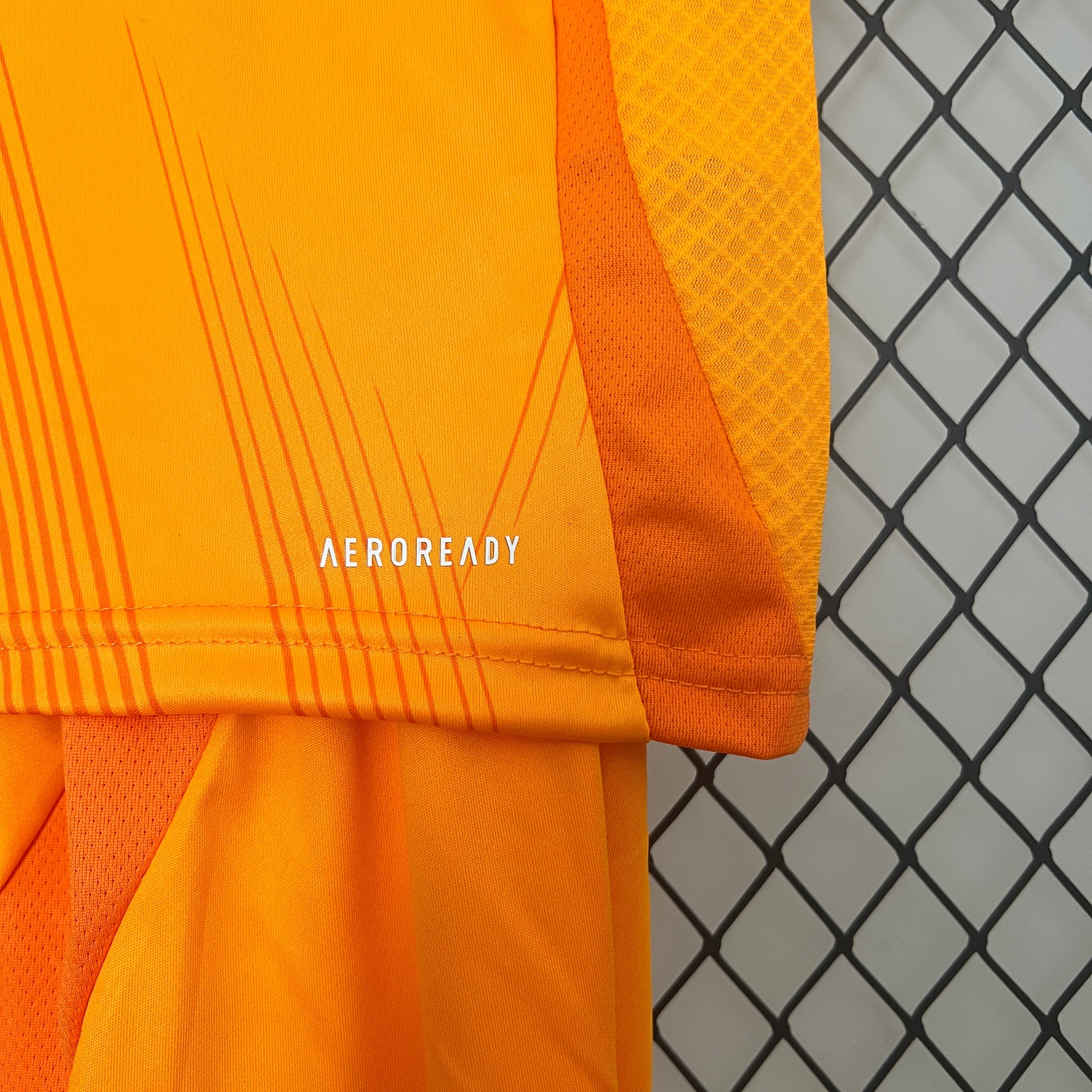 R.m. 24-25 Away Children’s Kit Parche Especial