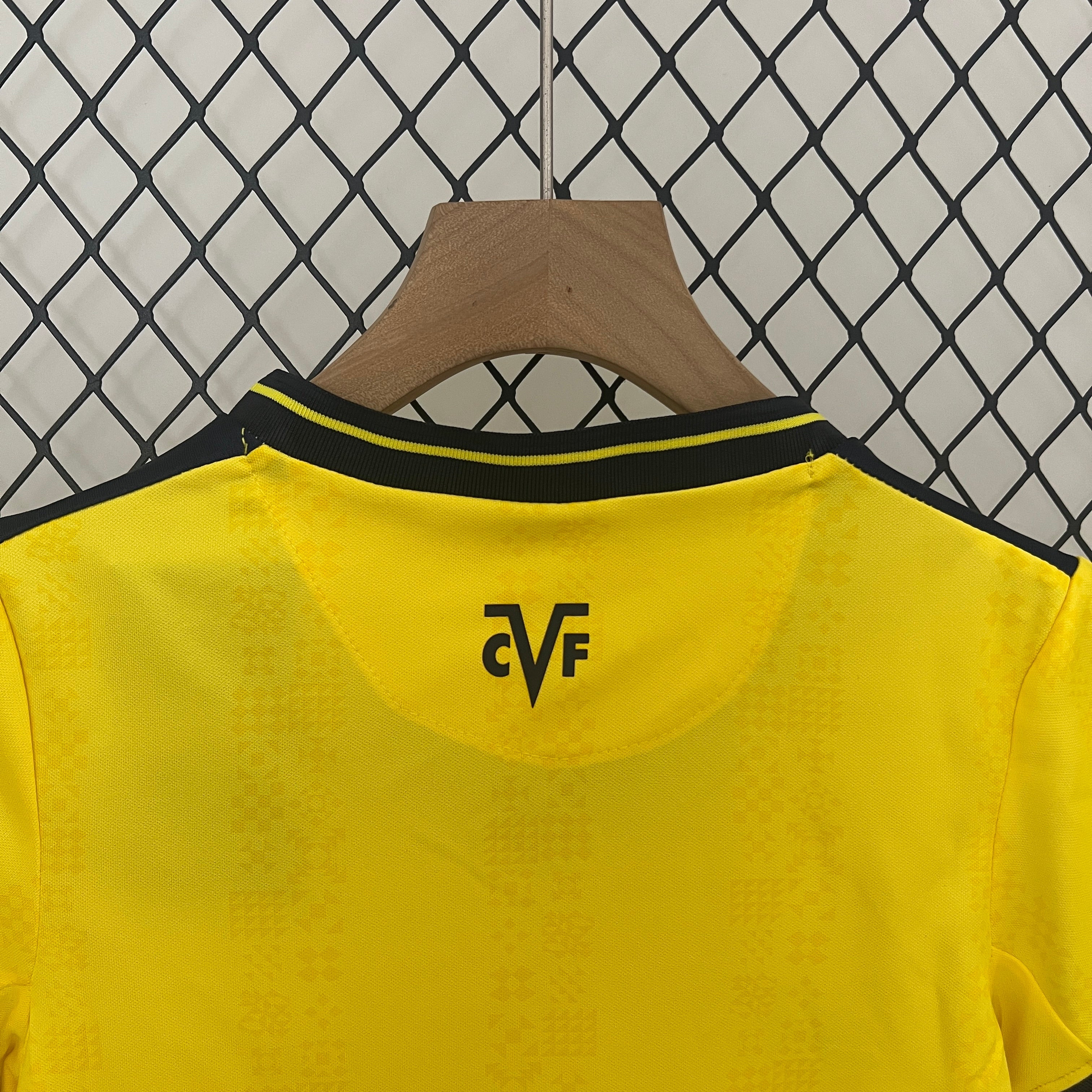 Villarreal 24-25 Home Children’s Kit Personalizado