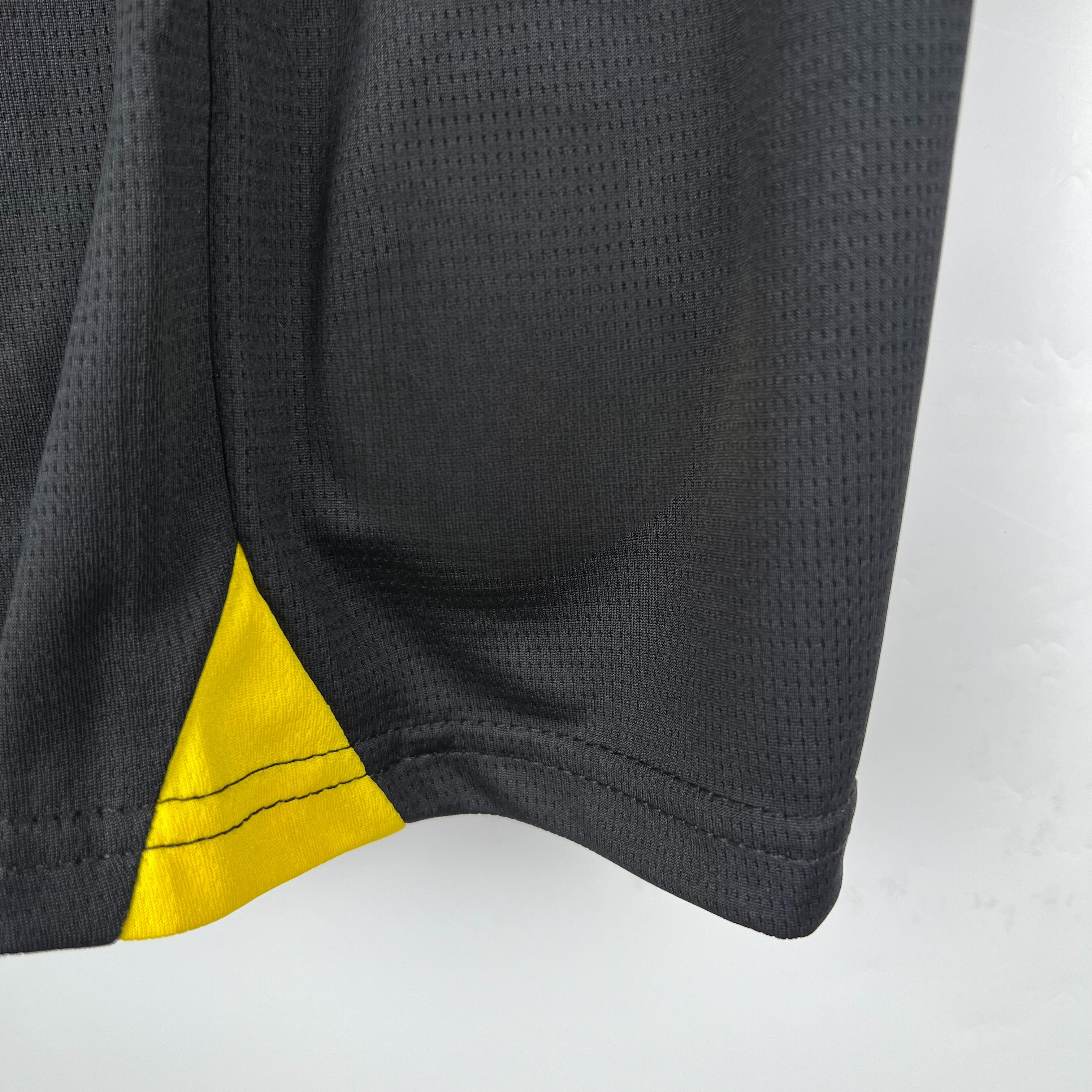 Borussia Dortmund 23-24 Home Children’s Kit Personalizado