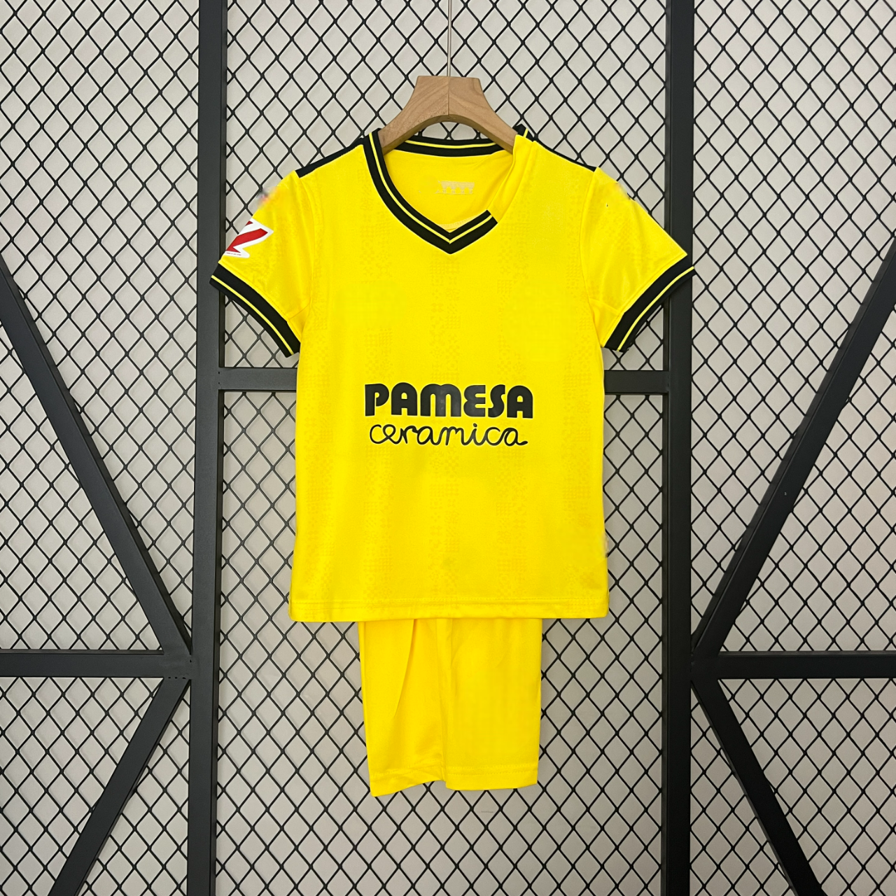 Villarreal 24-25 Home Children’s Kit Personalizado