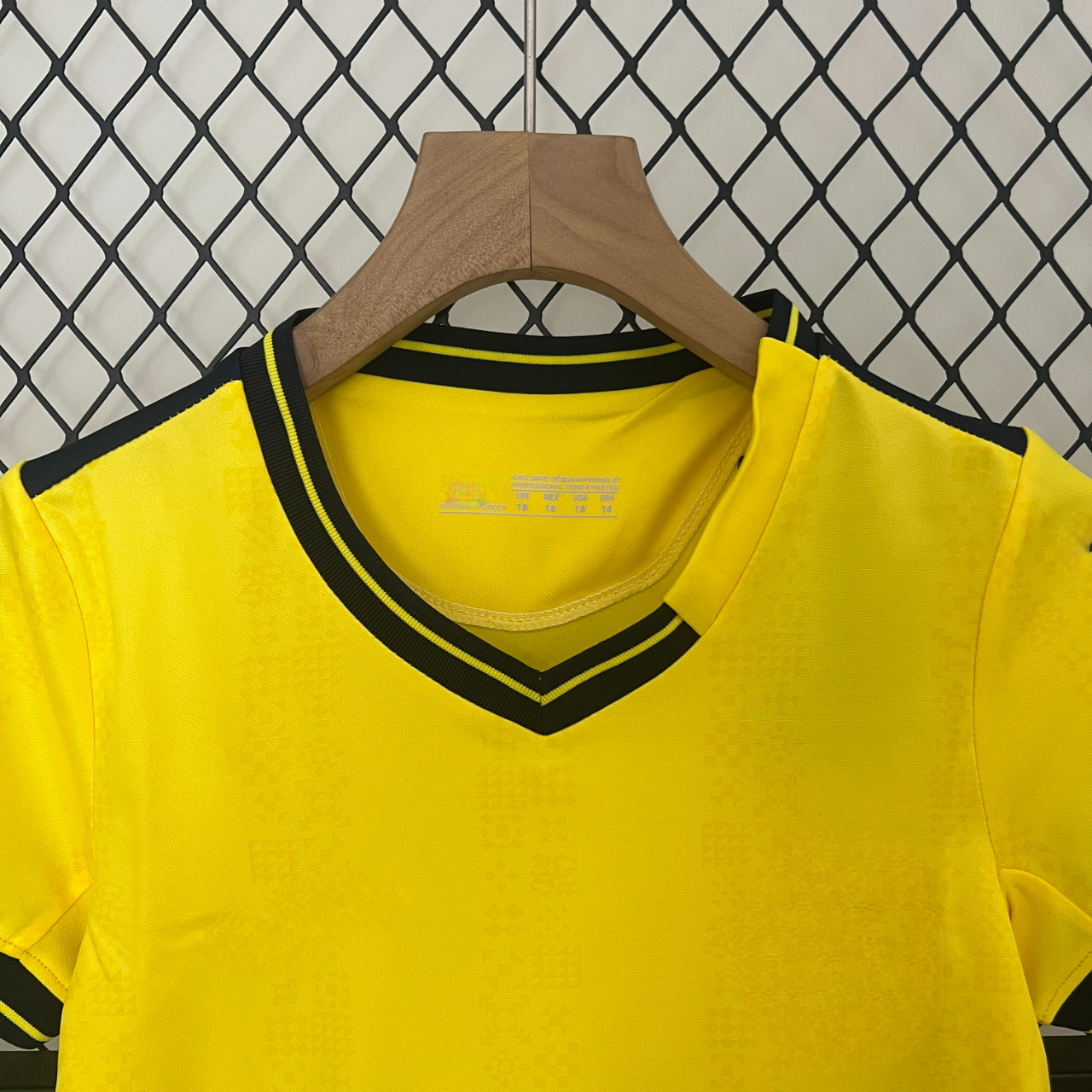 Villarreal 24-25 Home Children’s Kit Personalizado