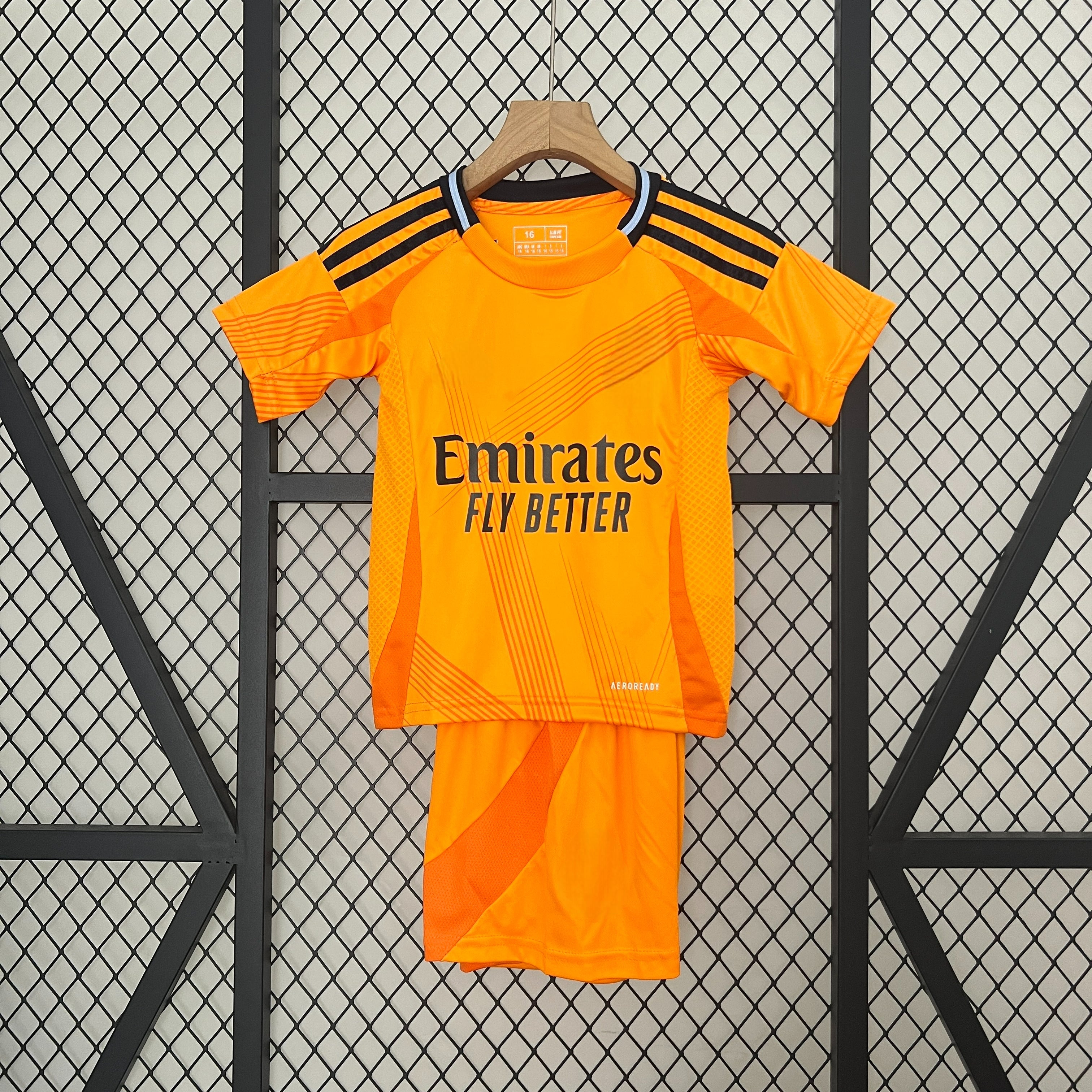 R.m. 24-25 Away Children’s Kit Parche Especial