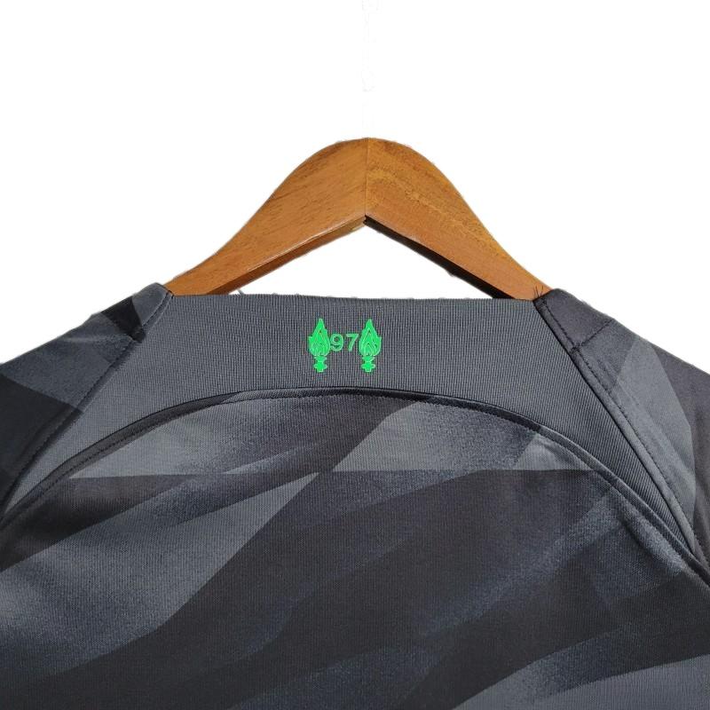 Liverpool 23 - 24 Goalkeeper Black Shirt Camiseta De Futbol