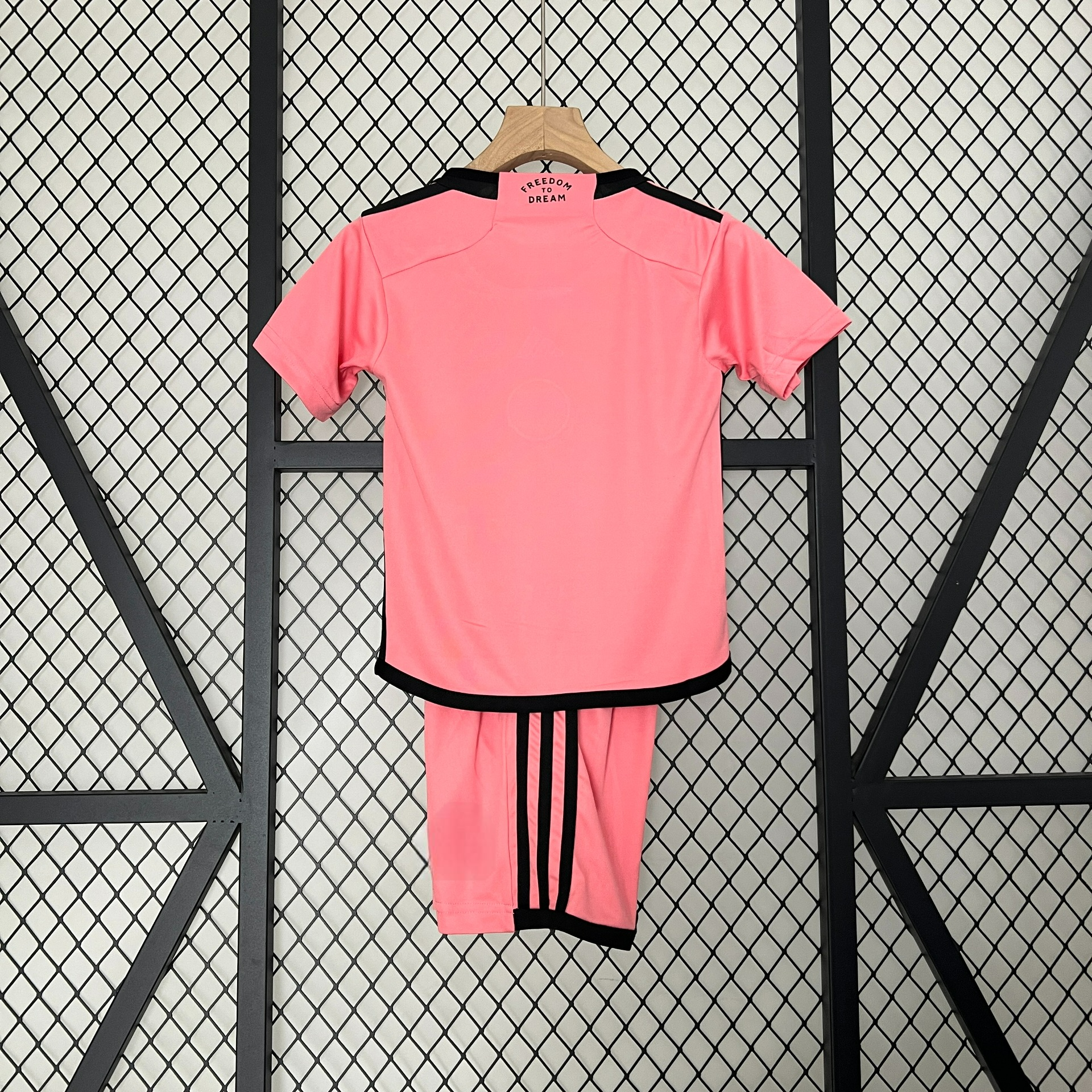 Inter Miami 24 - 25 Home Children’s Kit Parche Especial