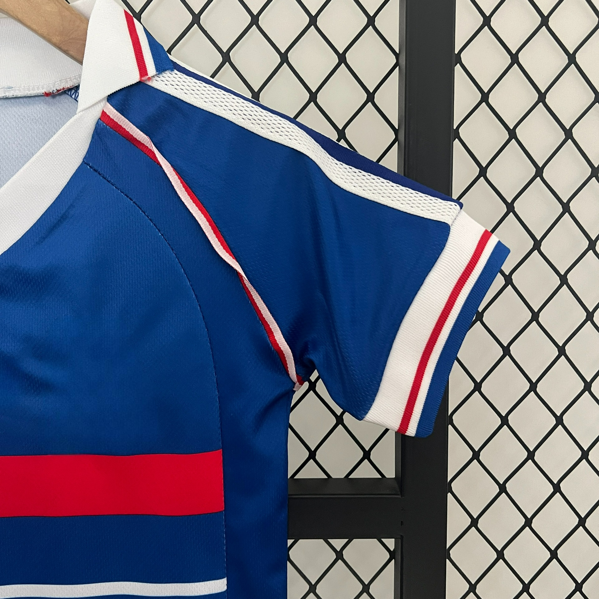 France 98 - 99 Home (Retro) Children’s Kit Personalizado