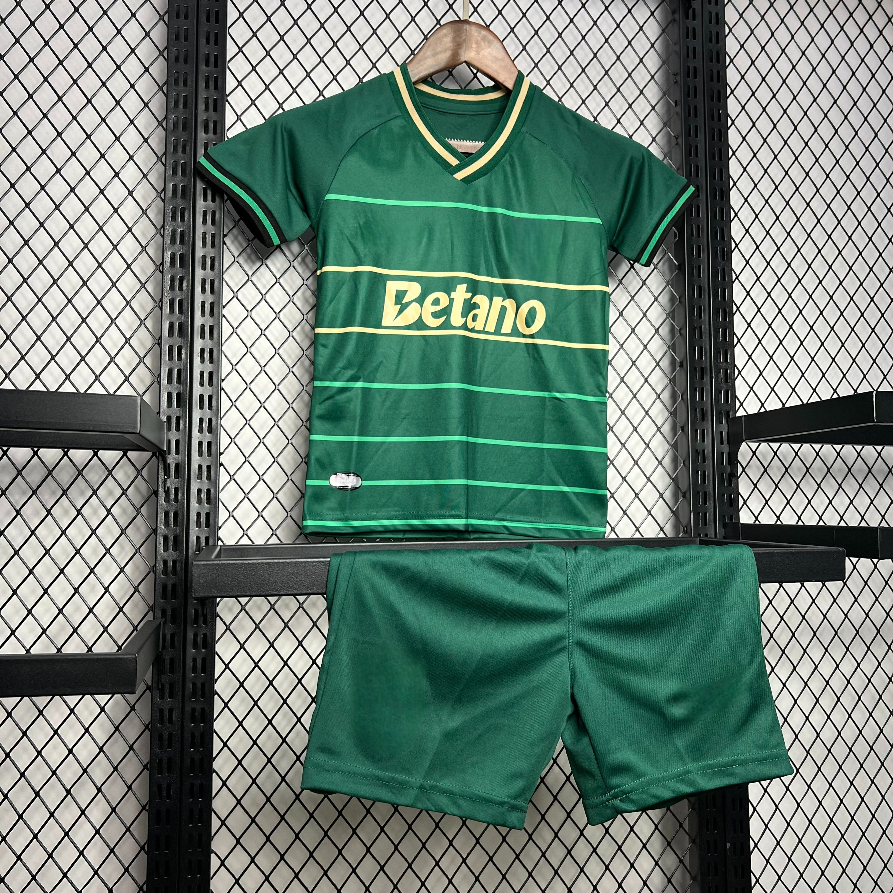 Sporting Portugal 24-25 Away Children’s Kit Personalizado