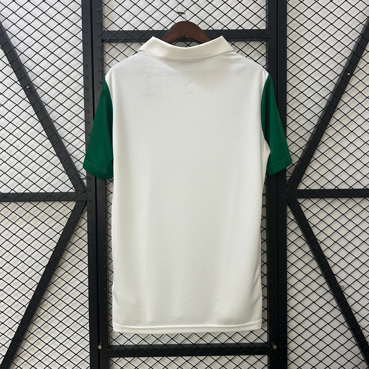 Camisola Palmeiras 25-26, Alternativa