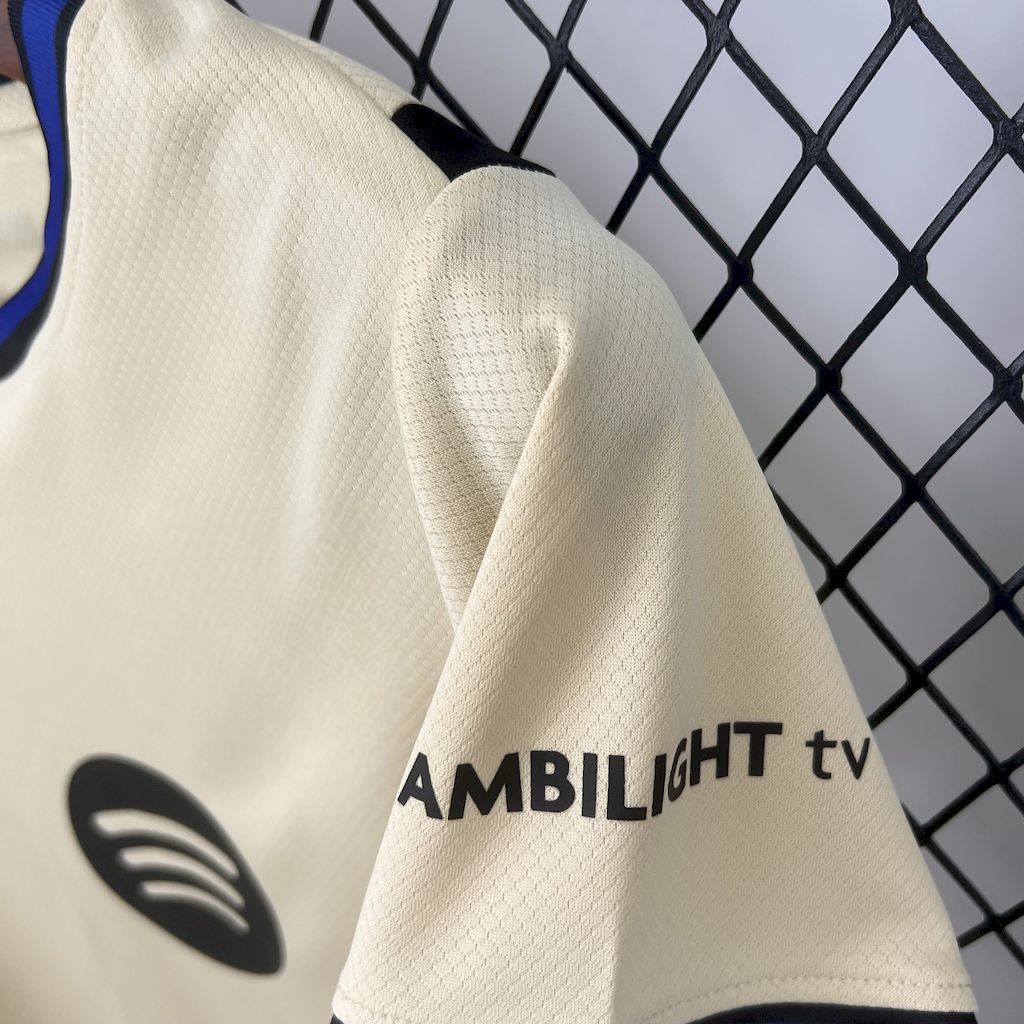 Equipamento Infantil Barcelona 25-26, Alternativa