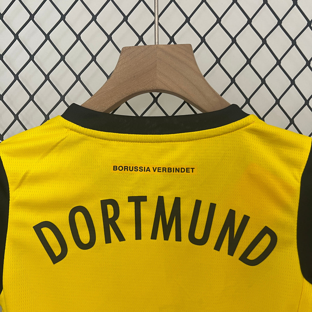 Borussia Dortmund 24-25 Home Children’s Kit Personalizado