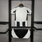 Juventus 24-25 Home Children’s Kit Personalizado