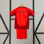 Bayern Munich 24-25 Home Children’s Kit Parche Especial