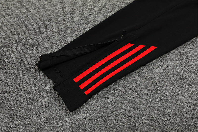 Manchester United 24-25 Half-Zip Model 3 Tracksuit Ropa Deportiva