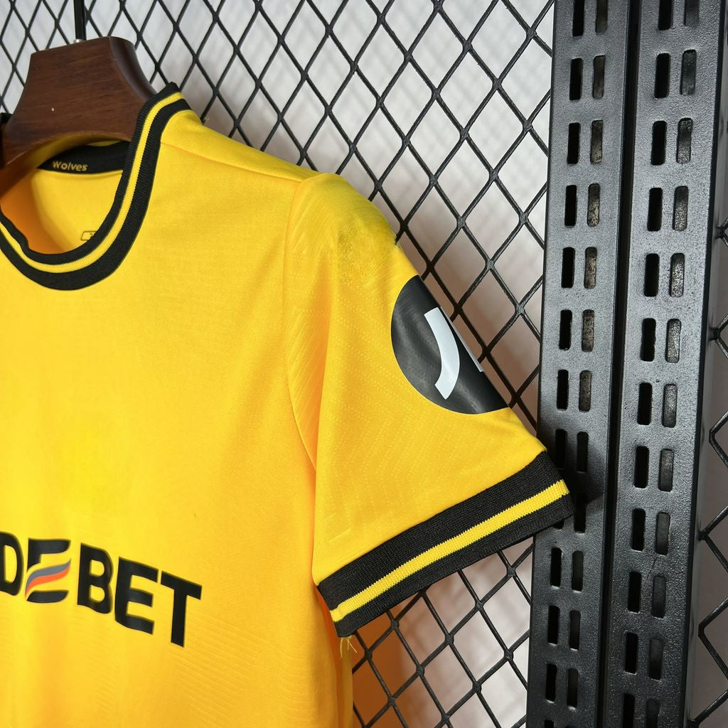 Wolves 24-25 Home Children’s Kit Personalizado