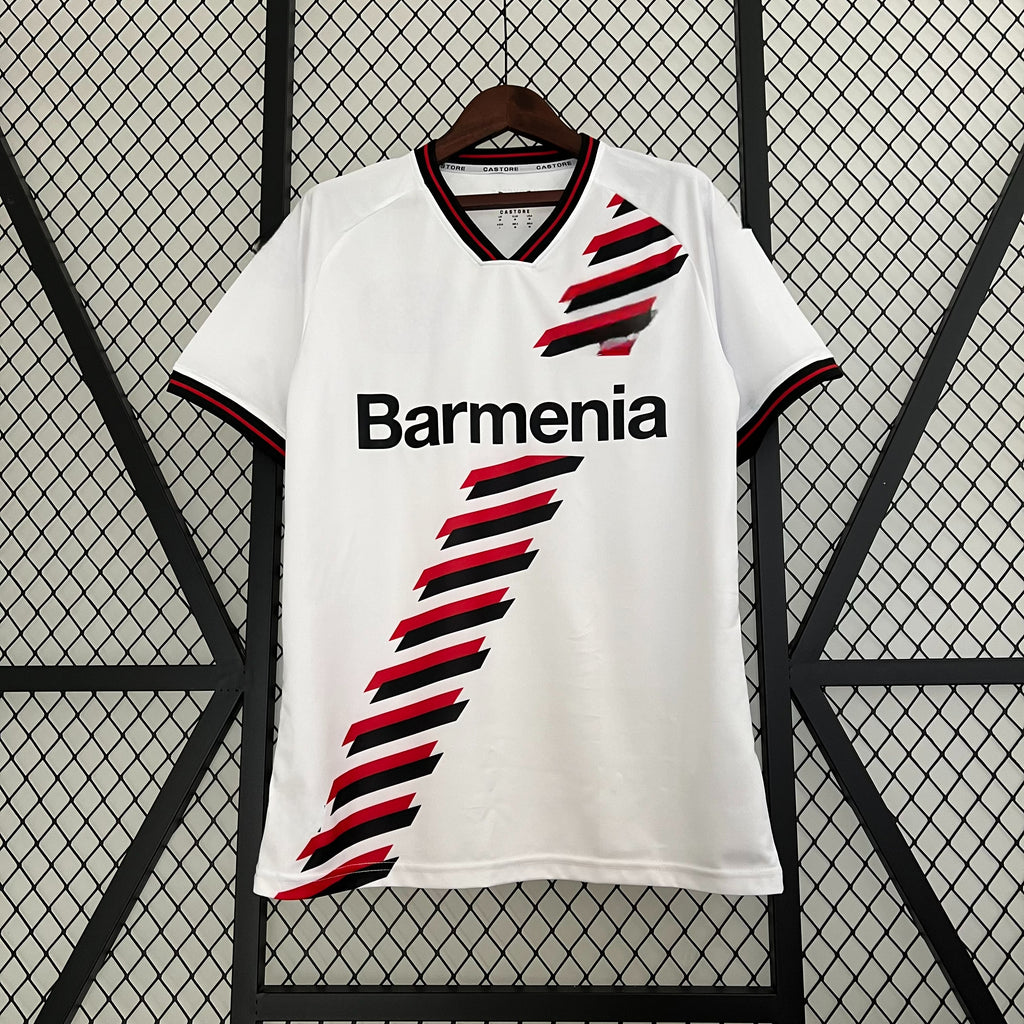 Camisola Bayer Leverkusen 23-24, Alternativa