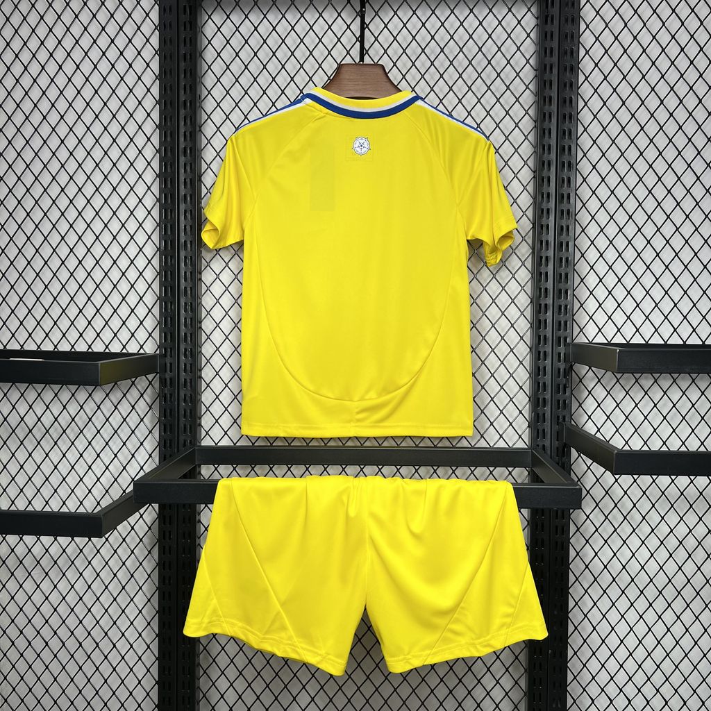 Leeds 24-25 Away Children’s Kit Personalizado
