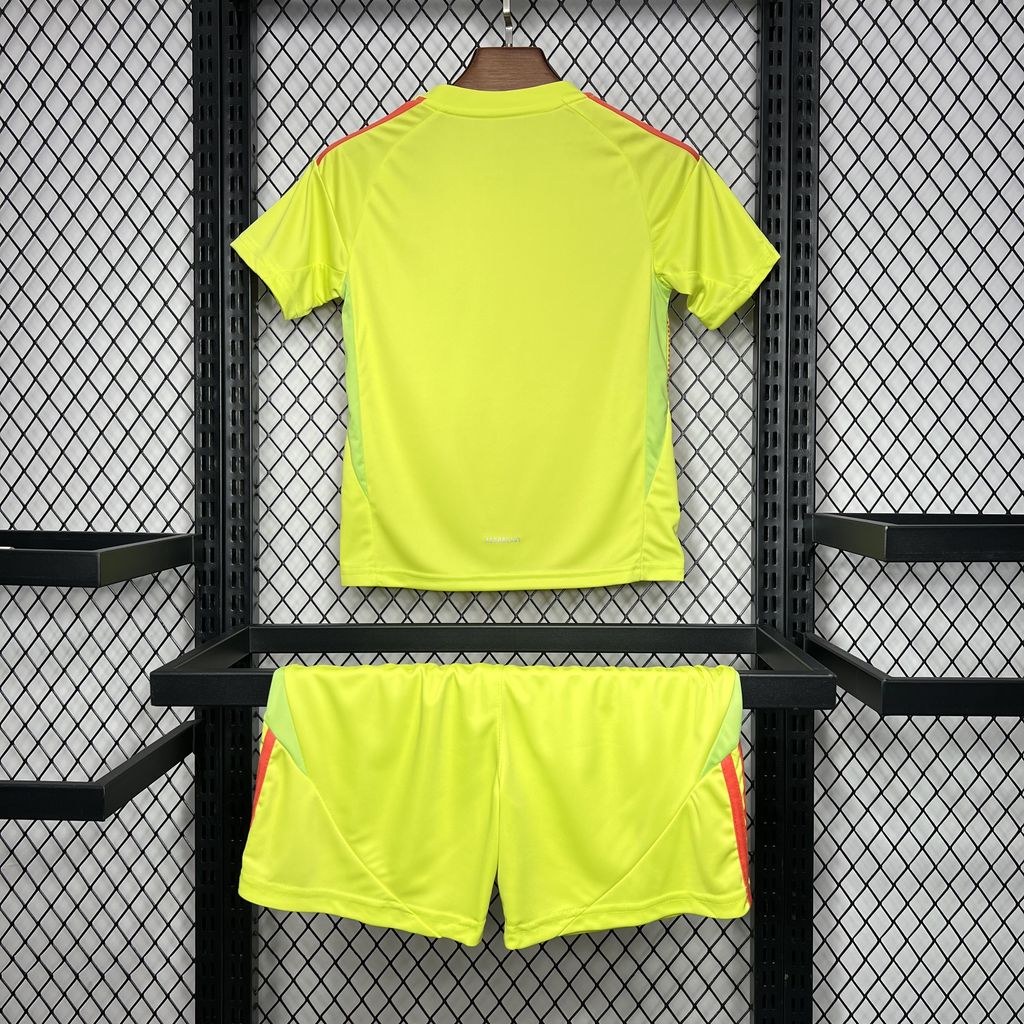 Celtic 24-25 Goalkeeper Yellow Children’s Kit Parche Especial