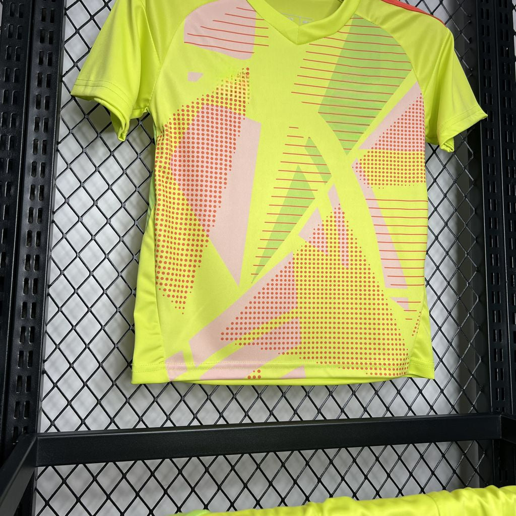 Celtic 24-25 Goalkeeper Yellow Children’s Kit Parche Especial