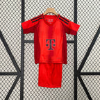 Bayern Munich 24-25 Home Children’s Kit Parche Especial