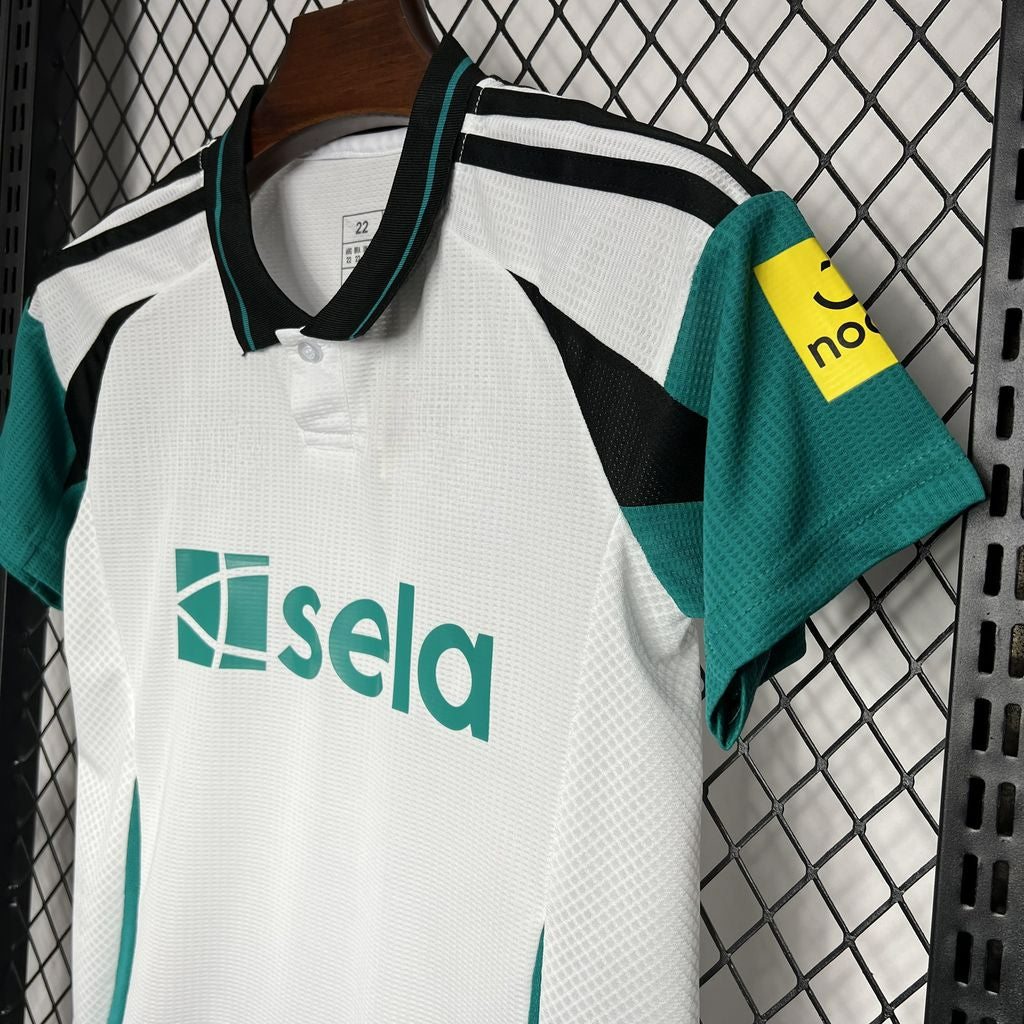 Newcastle 24-25 Third Kit Children’s Personalizado