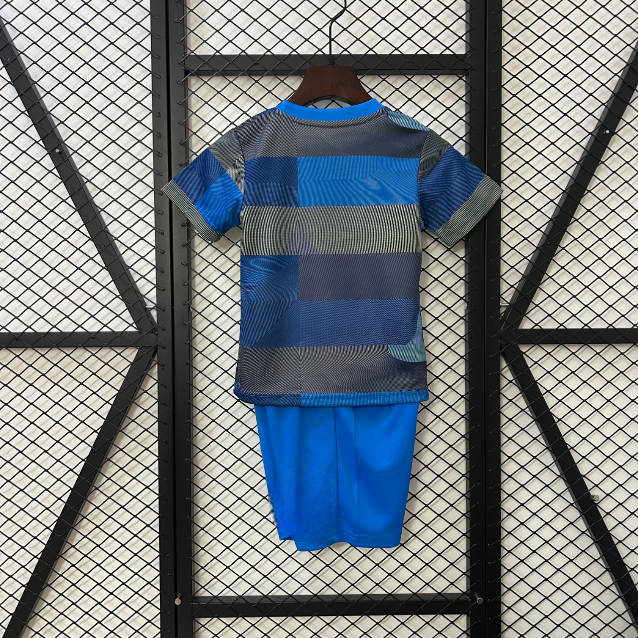 Equipamento Infantil RM 25-26, Treino