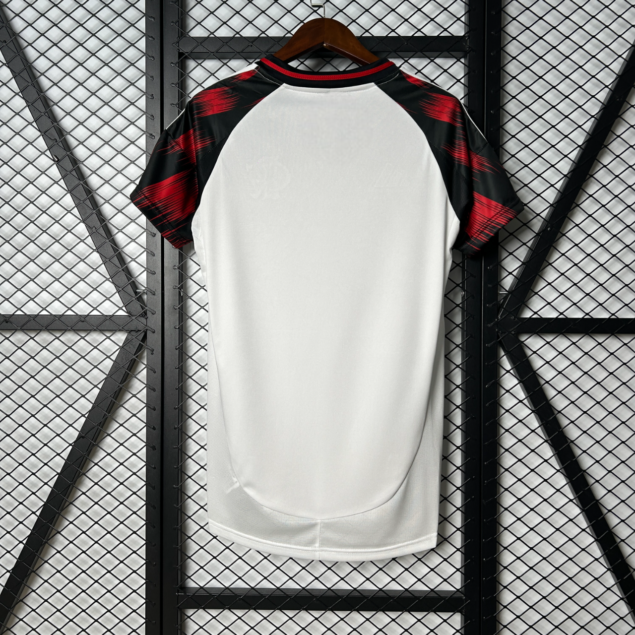 Camisola Flamengo 25-26, Alternativa, Feminina