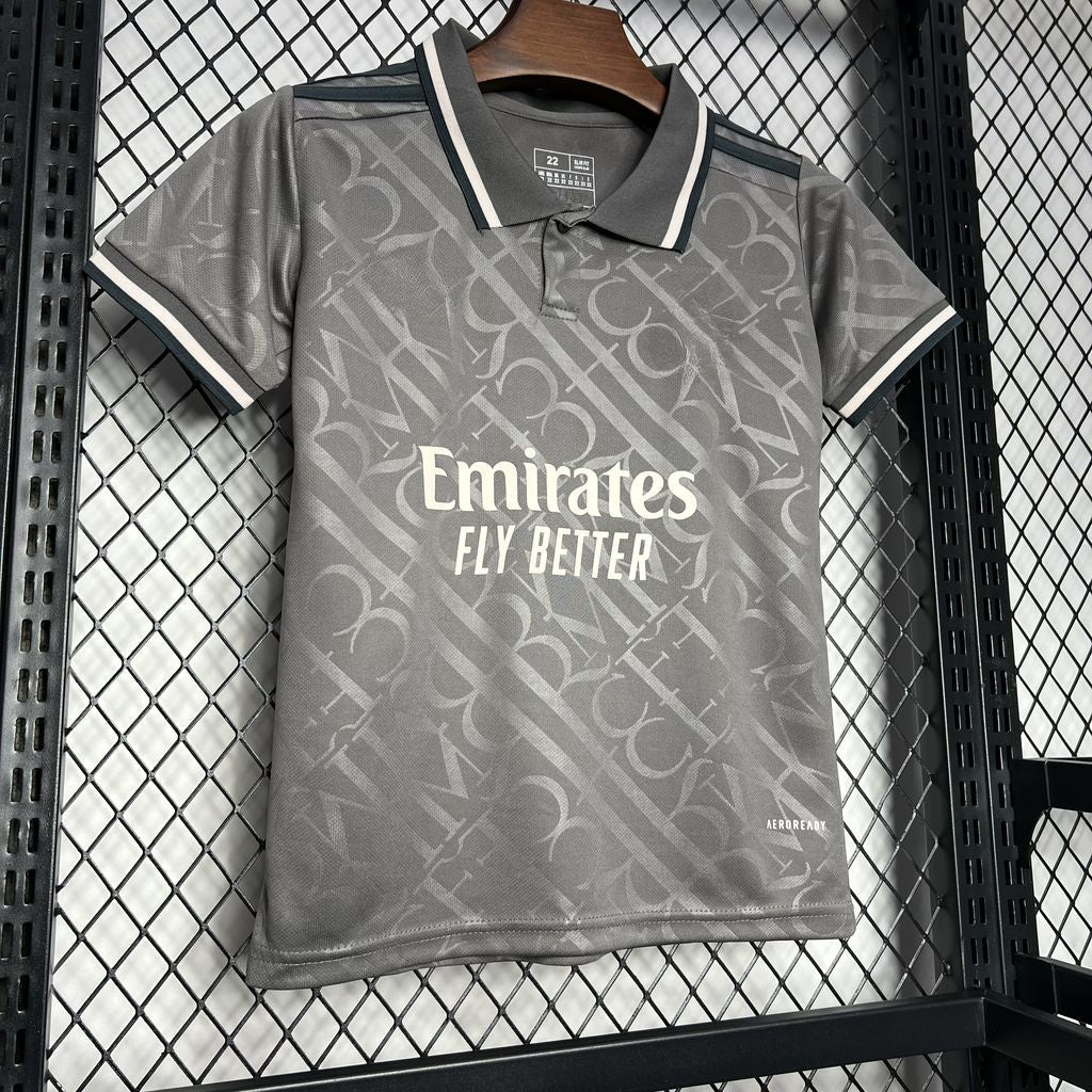 R.m. 24-25 Third Kit Children’s Parche Especial