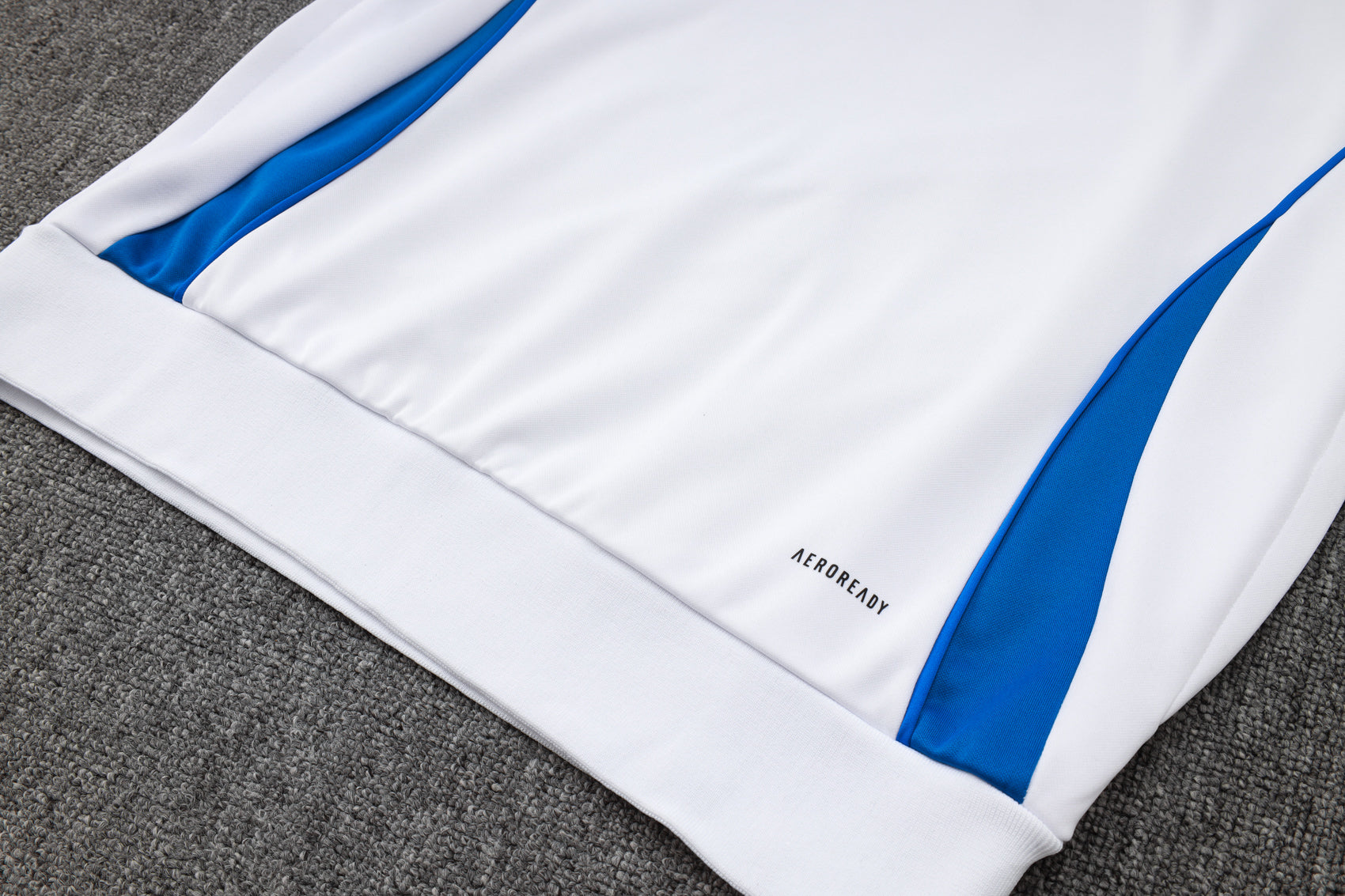 Italy 24-25 Half-Zip With Hood Model 1 Tracksuit Ropa Deportiva