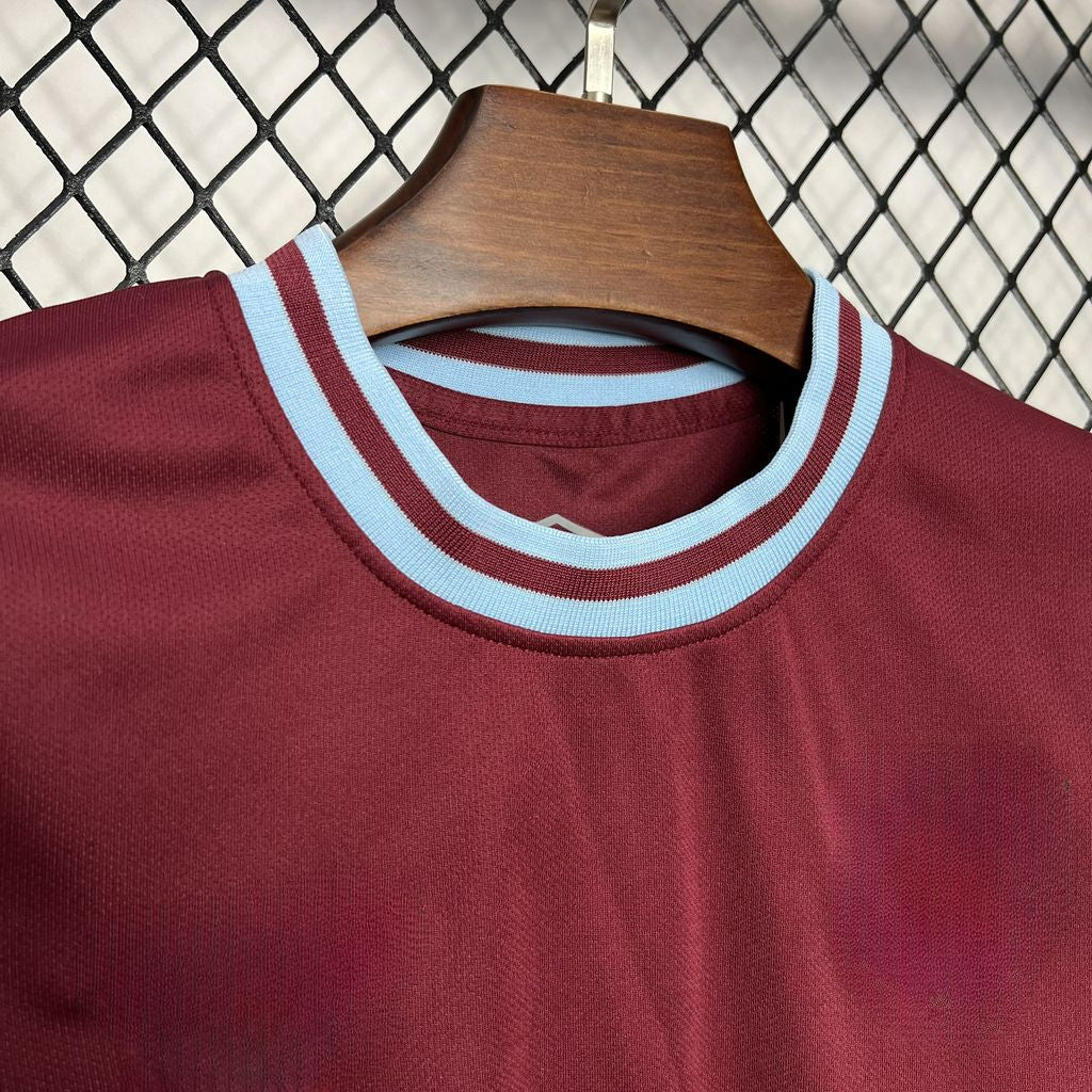 West Ham 24-25 Home Children’s Kit Personalizado