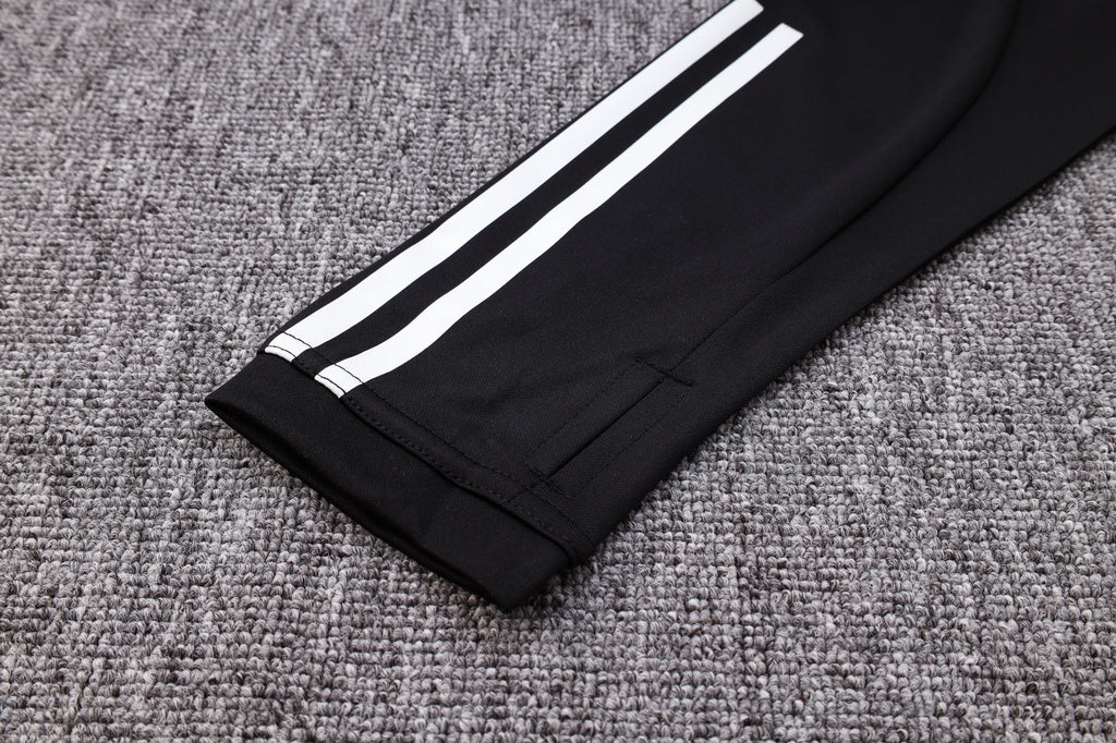Juventus 23 - 24 Half - Zip Model 3 Tracksuit Ropa Deportiva