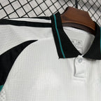 Newcastle 24-25 Home Children’s Kit Personalizado