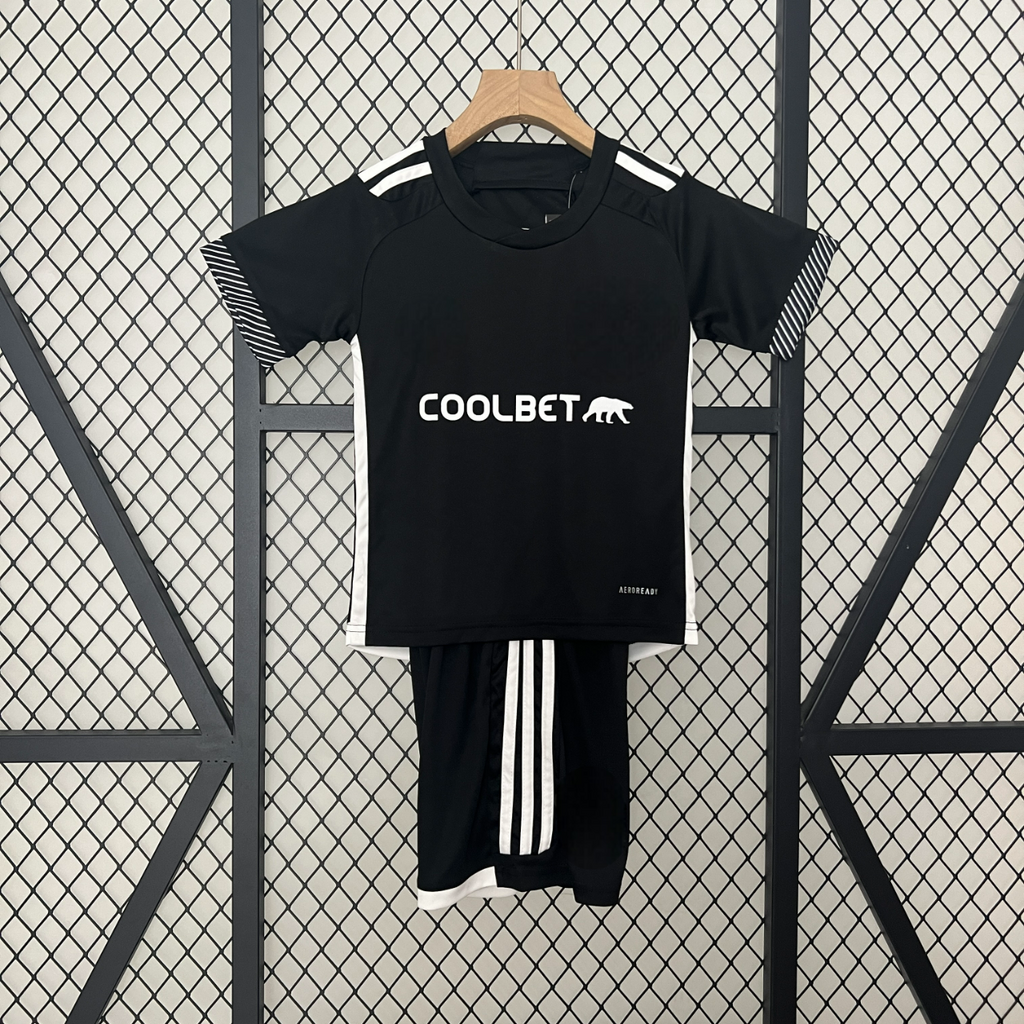 Colo-Colo 24-25 Away Children’s Kit Personalizado