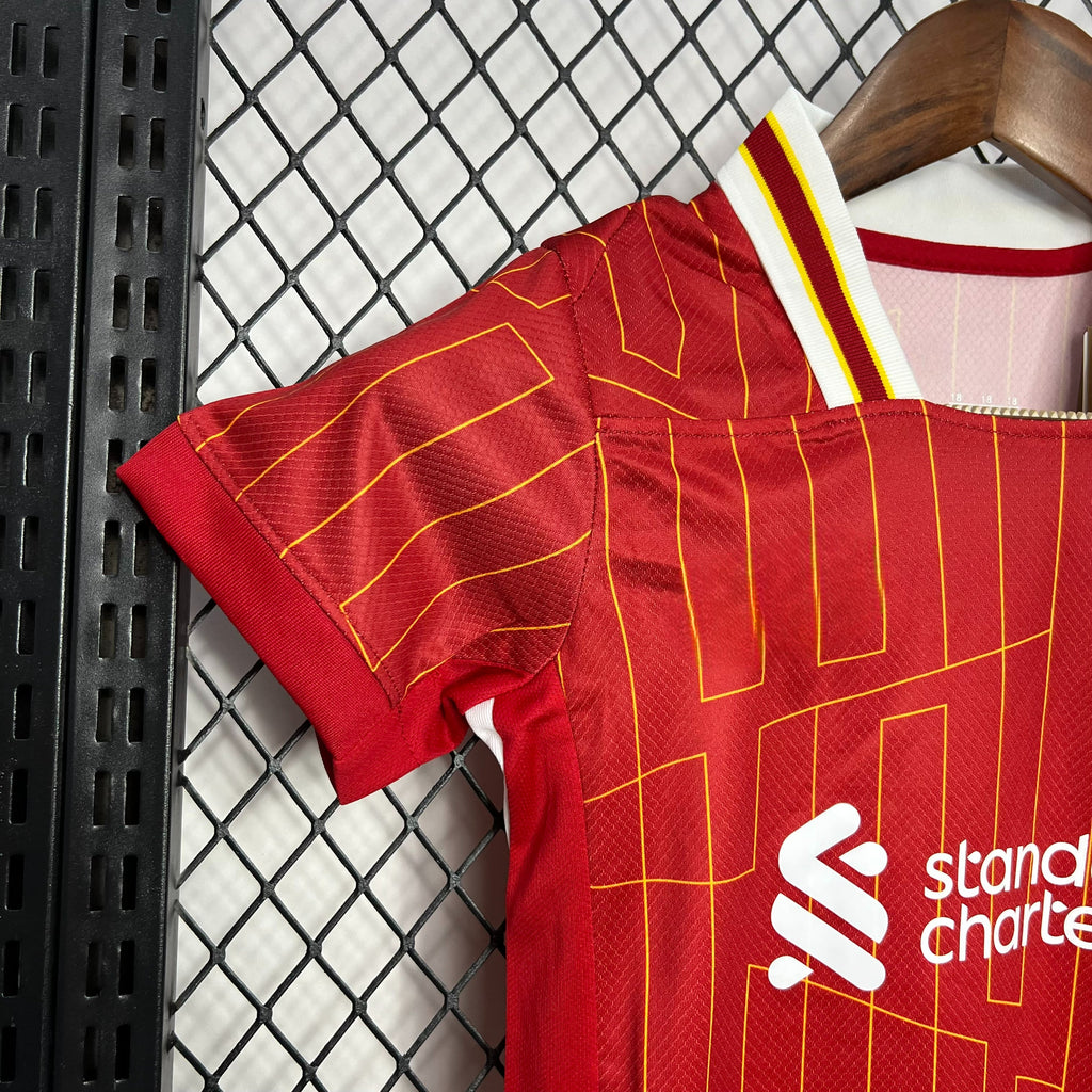 Liverpool 24-25 Home Children’s Kit Parche Especial