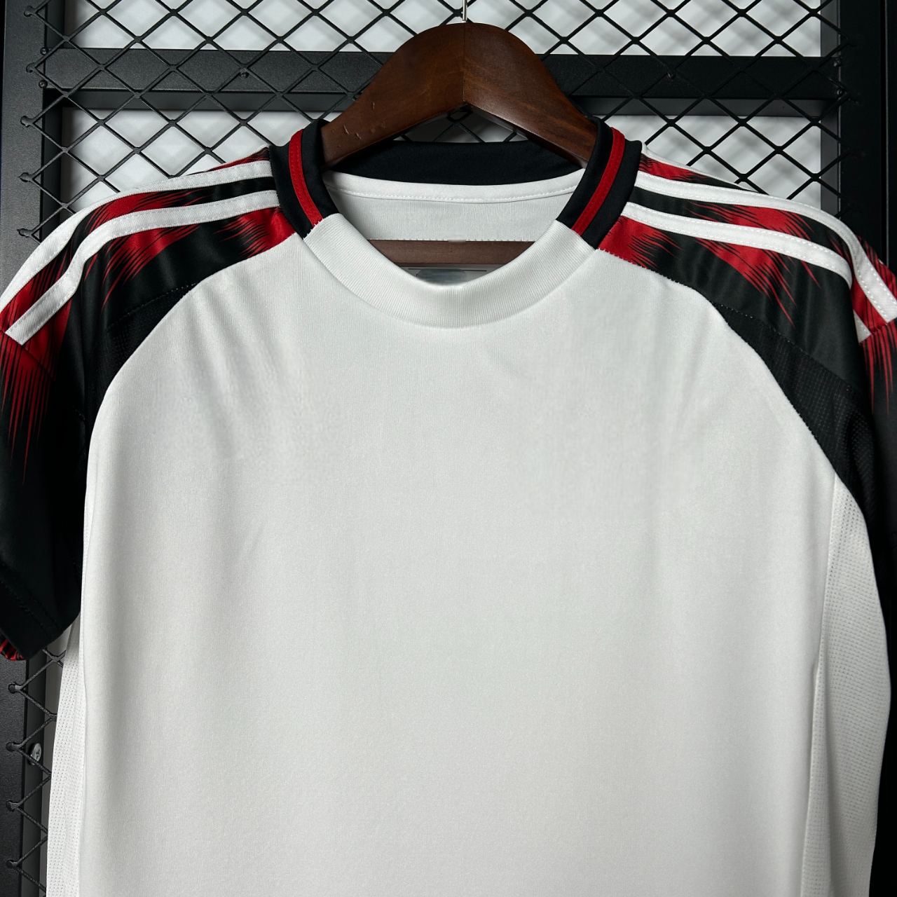 Camisola Flamengo 25-26, Alternativa, Feminina