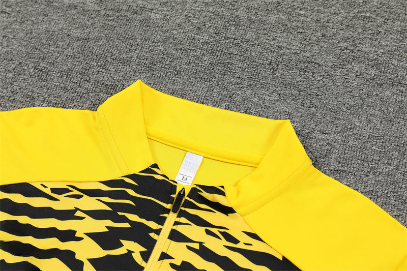 Borussia Dortmund 24-25 Half-Zip Model 2 Tracksuit Ropa Deportiva