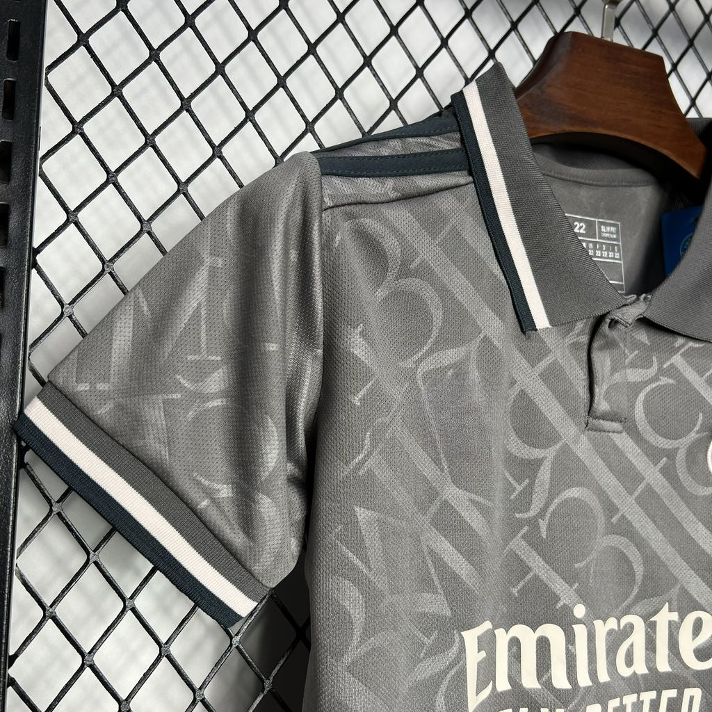R.m. 24-25 Third Kit Children’s Parche Especial