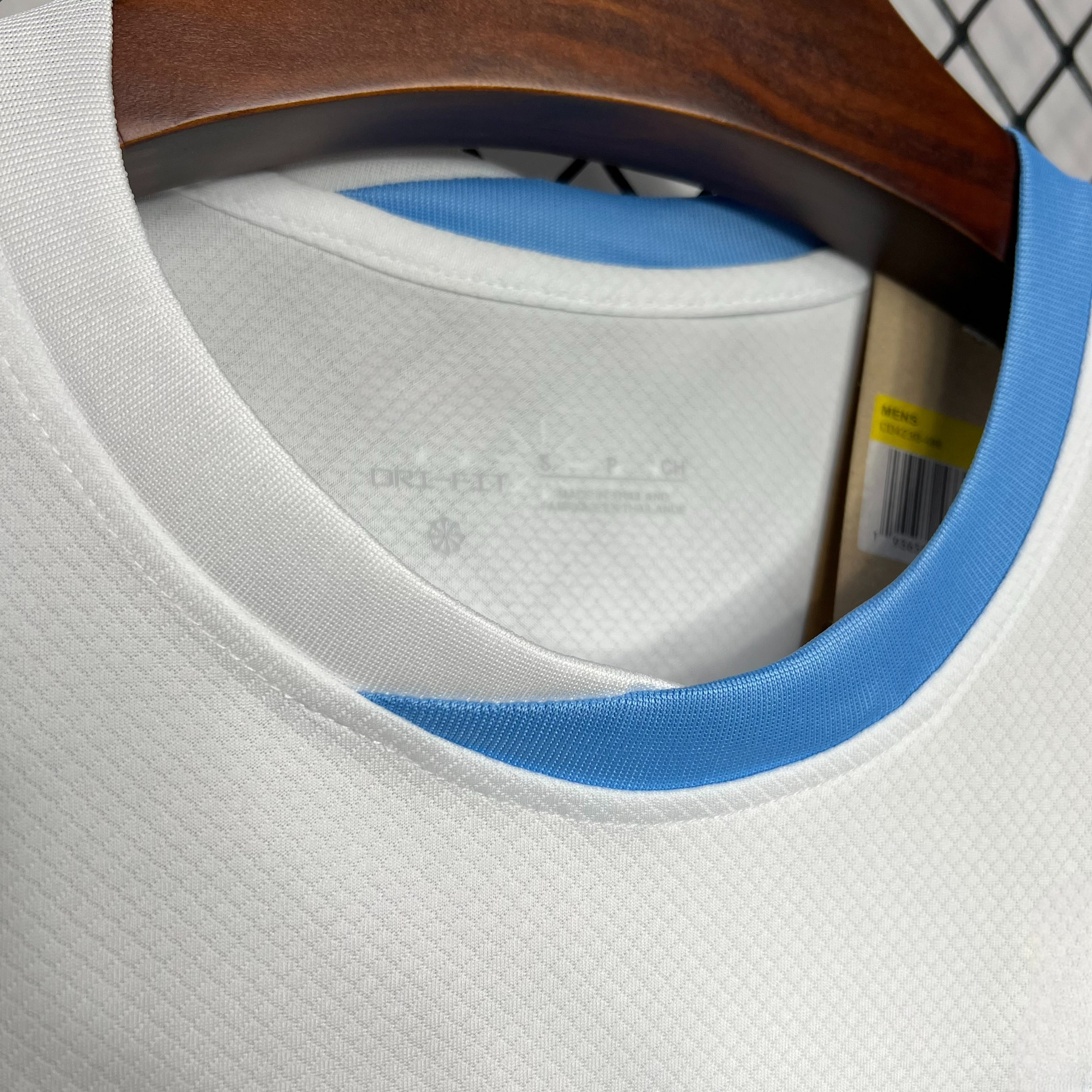 Uruguay 24-25 Away Shirt Camiseta De Futbol