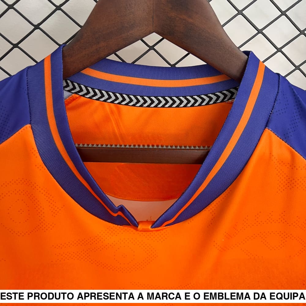 Camisola Malaga 24-25 Terceiro Equipamento Camiseta Fan