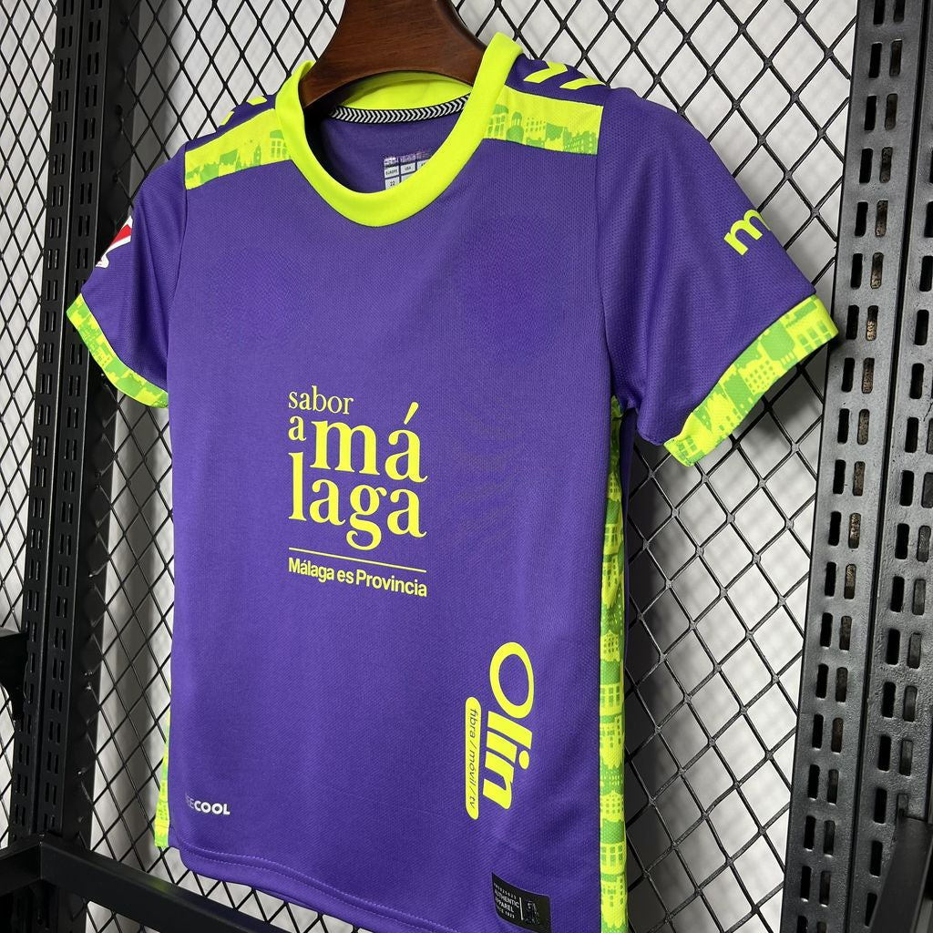 Malaga 24-25 Away Children’s Kit Personalizado