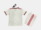 Bayern Munich 24-25 Third Kit Children’s Parche Especial