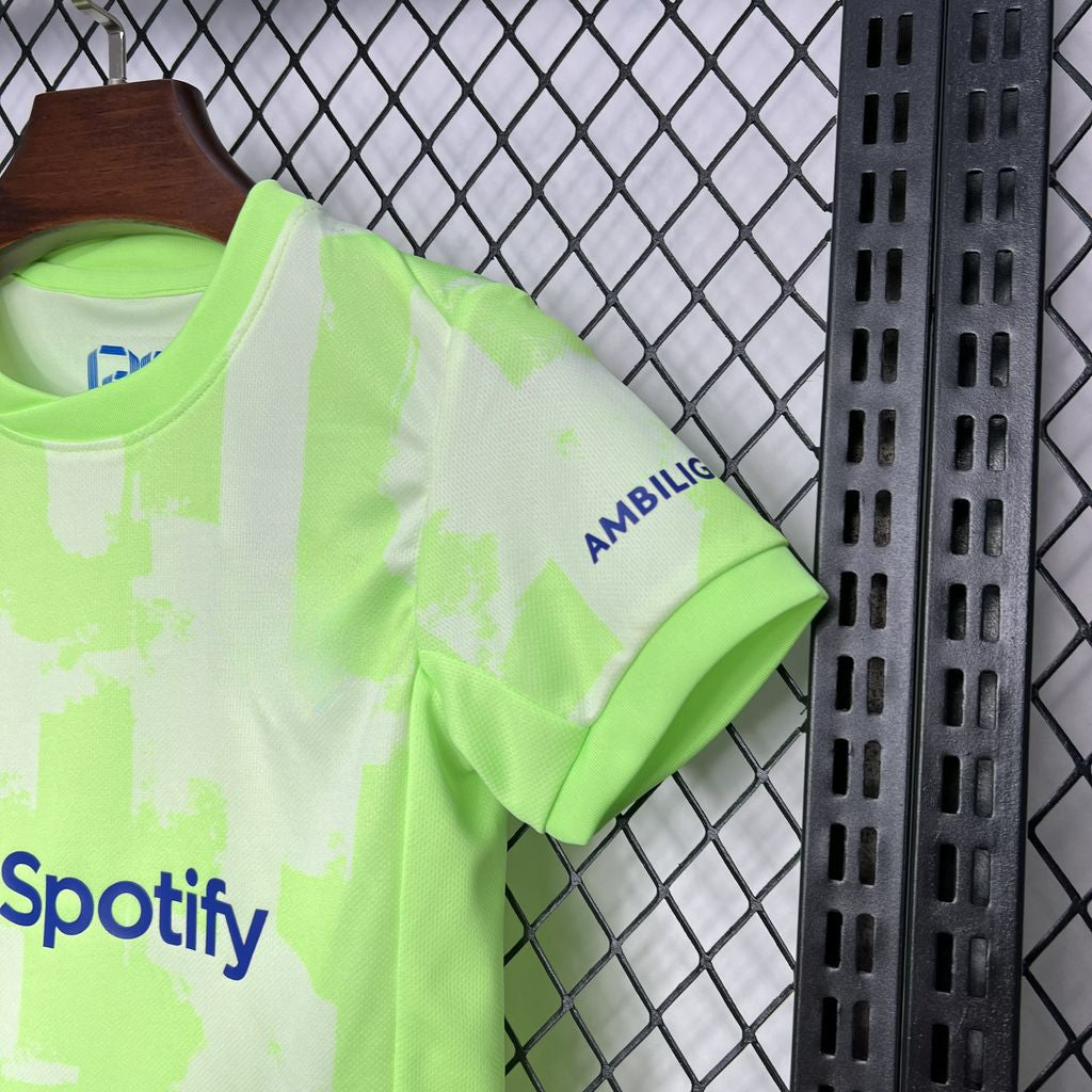 Barcelona 24-25 Third Kit Children’s Parche Especial