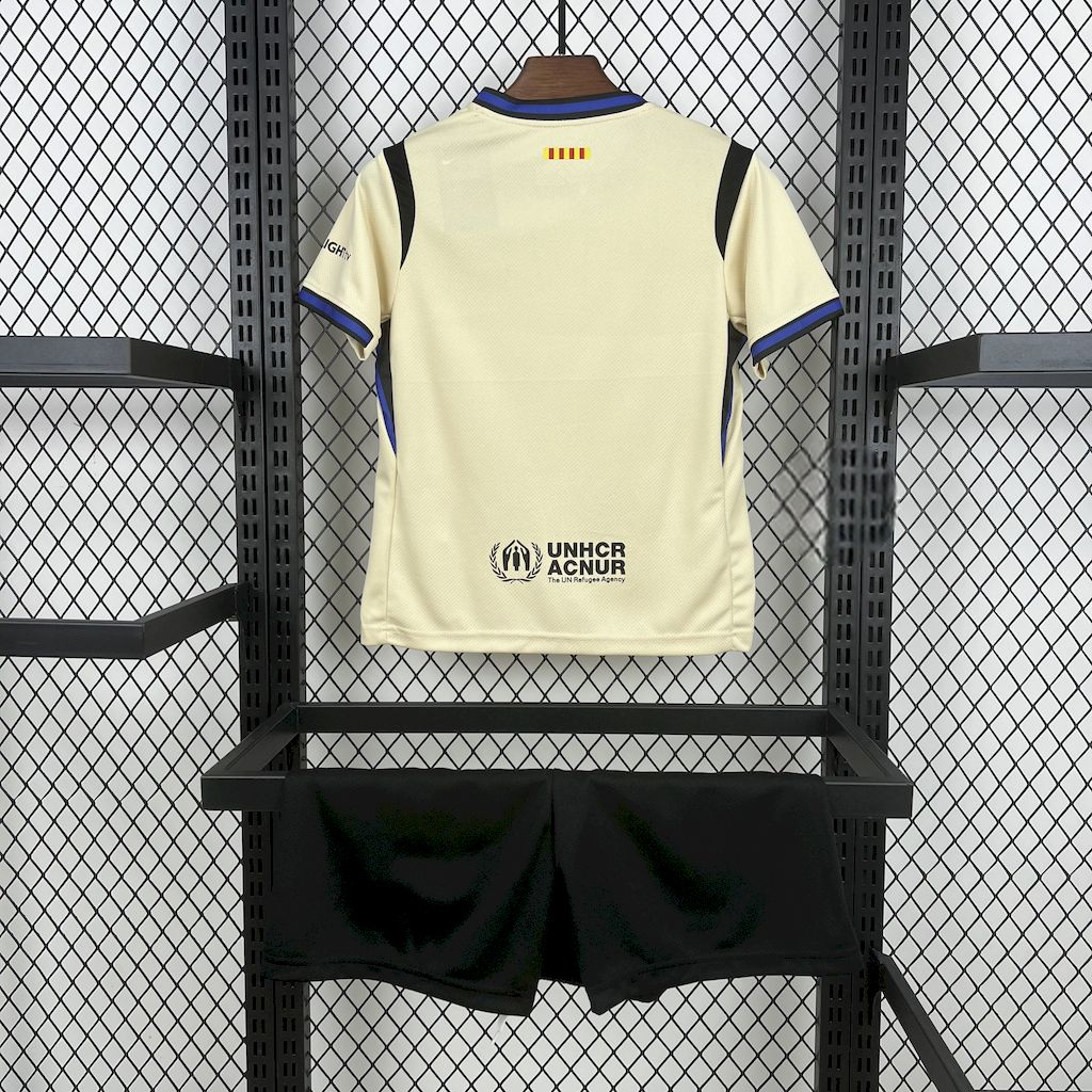 Equipamento Infantil Barcelona 25-26, Alternativa