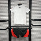 Fulham 24-25 Home Children’s Kit Personalizado