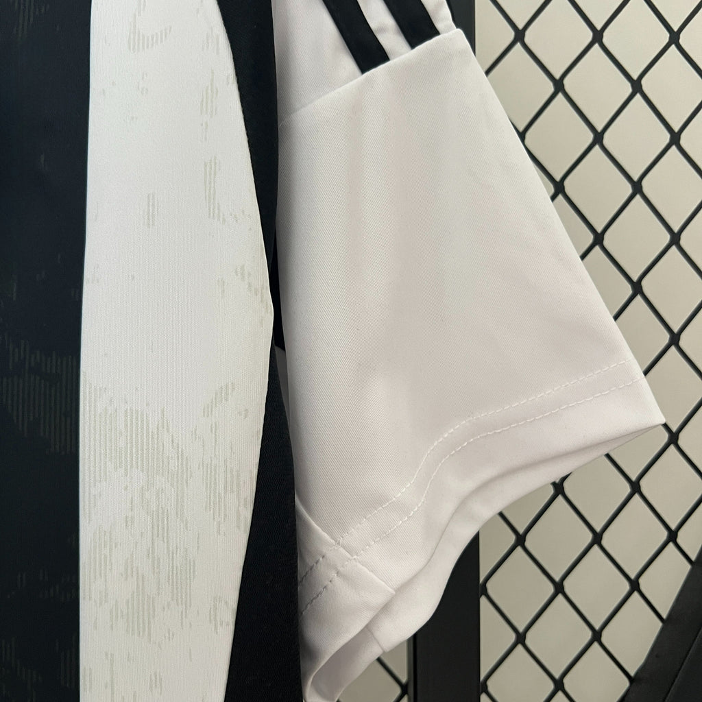 Juventus 24-25 Home Shirt Camiseta De Futbol