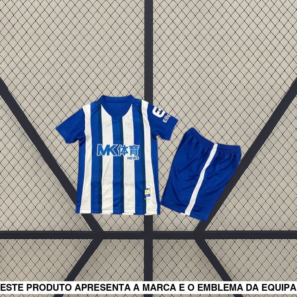 Equipamento Infantil Alaves 25-26 Principal Equipación Niño