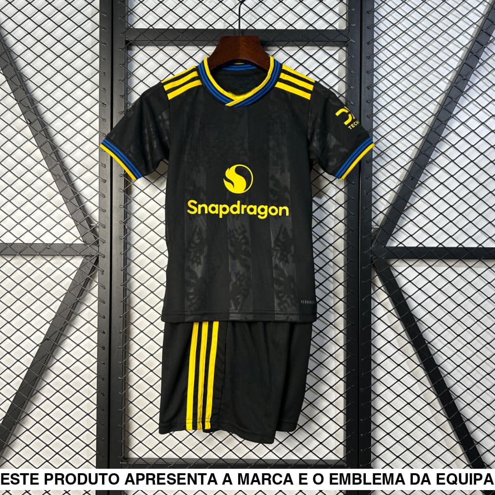 Equipamento Infantil Manchester United 25 26 Terceiro Equipamento Equipación Niño
