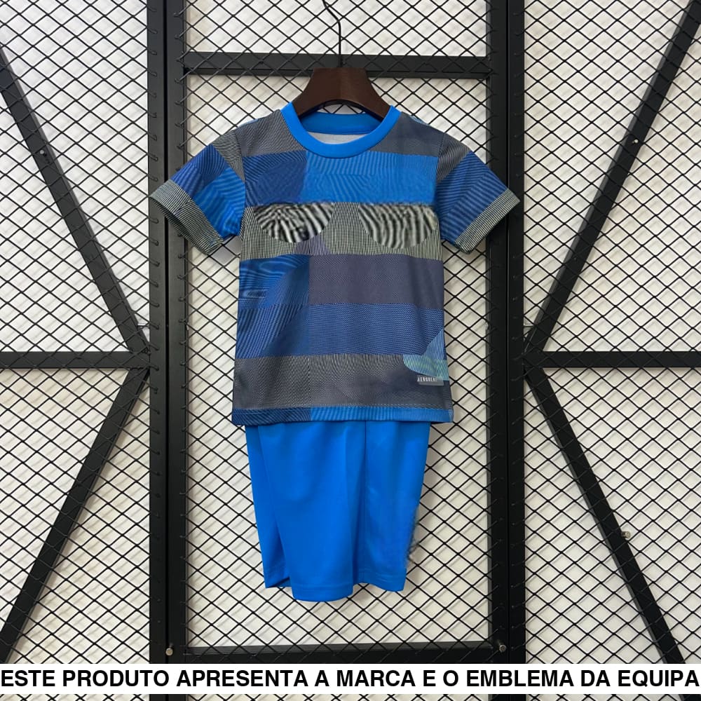 Equipamento Infantil RM 25 26 Treino Equipación Niño